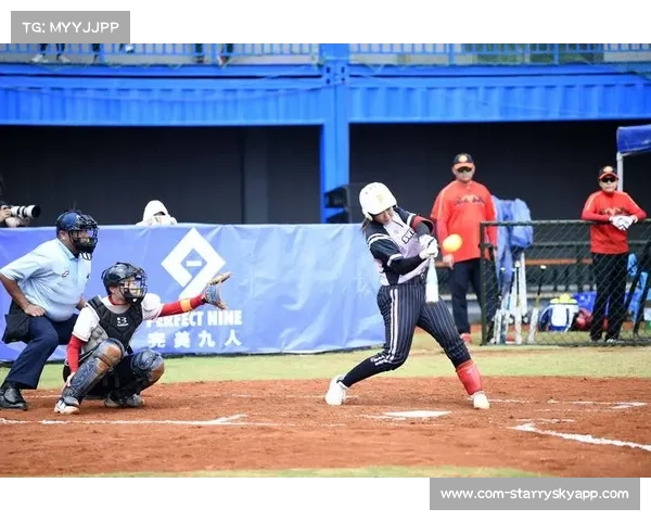 中国垒球协会新闻宣传委员会副主任陈万泉解读社区垒球意义